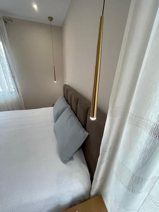 Melody Apartment In Korce Exterior foto