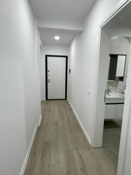 Melody Apartment In Korce Exterior foto